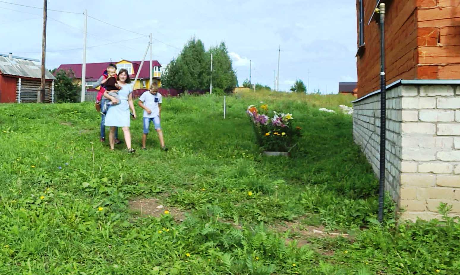 45 многодетных семей бесплатно получили землю под строительство в Костроме