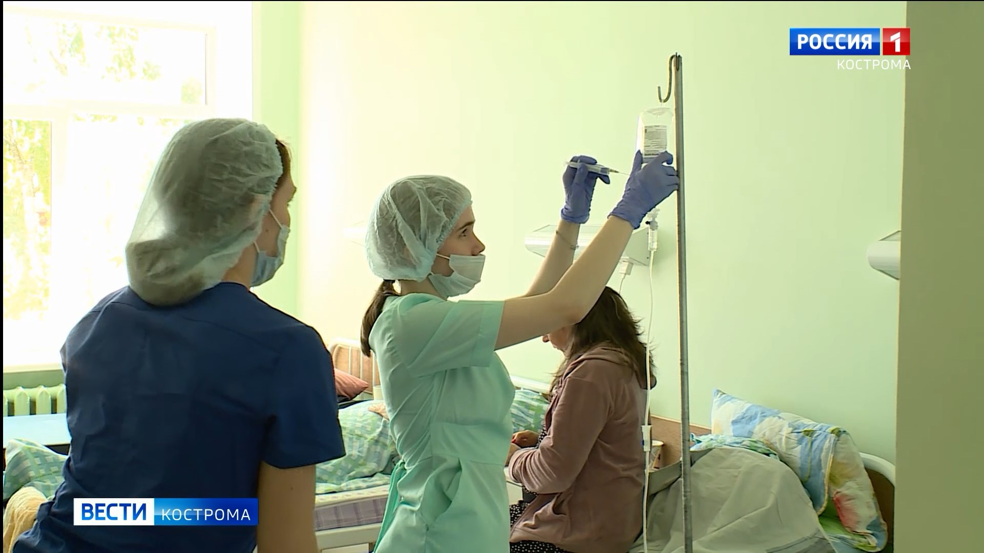 Если хочешь остаться: на практику в костромскую больницу вышли десятки будущих врачей