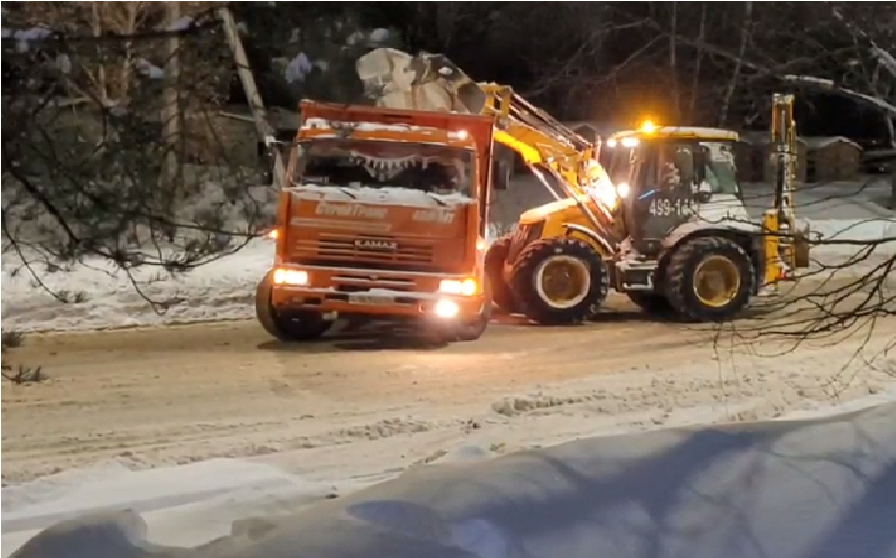 Более пятисот «КАМАЗов» снега вывезли за ночь с улиц Костромы