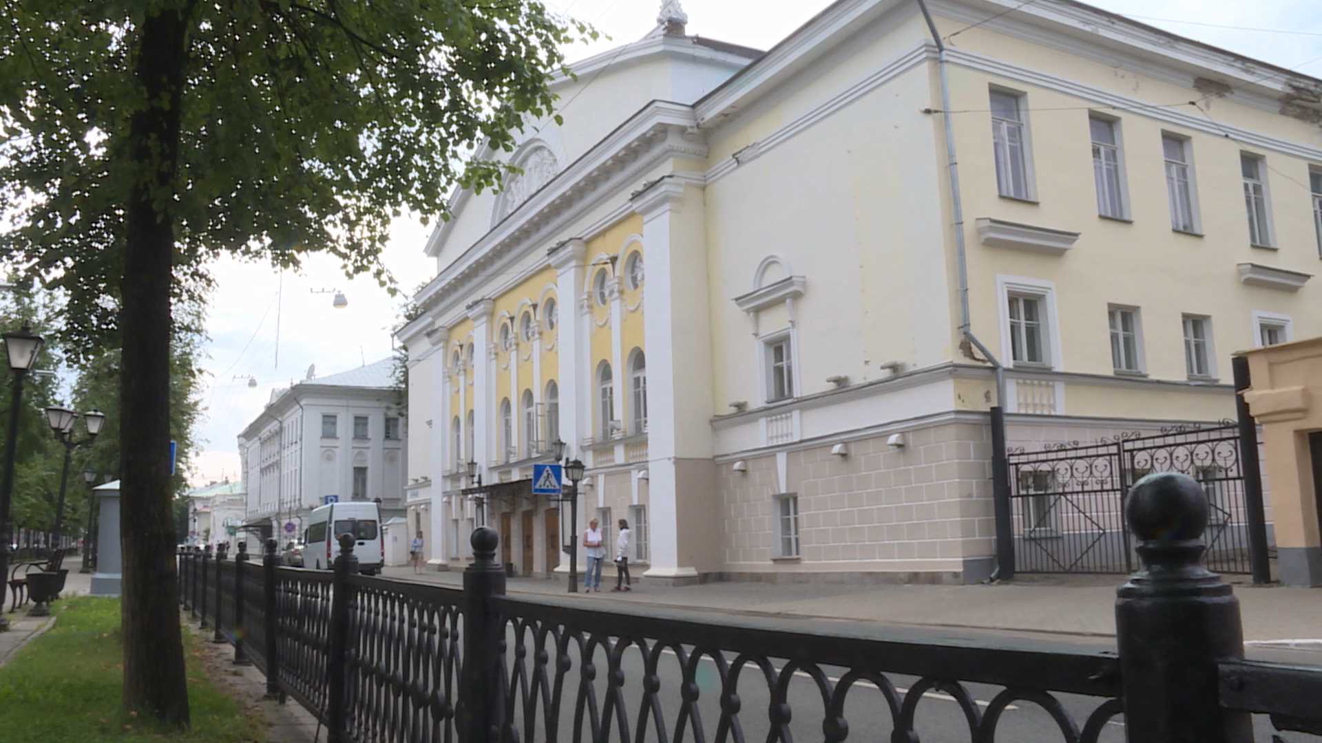Костромской Драмтеатр откроет новый сезон комедией
