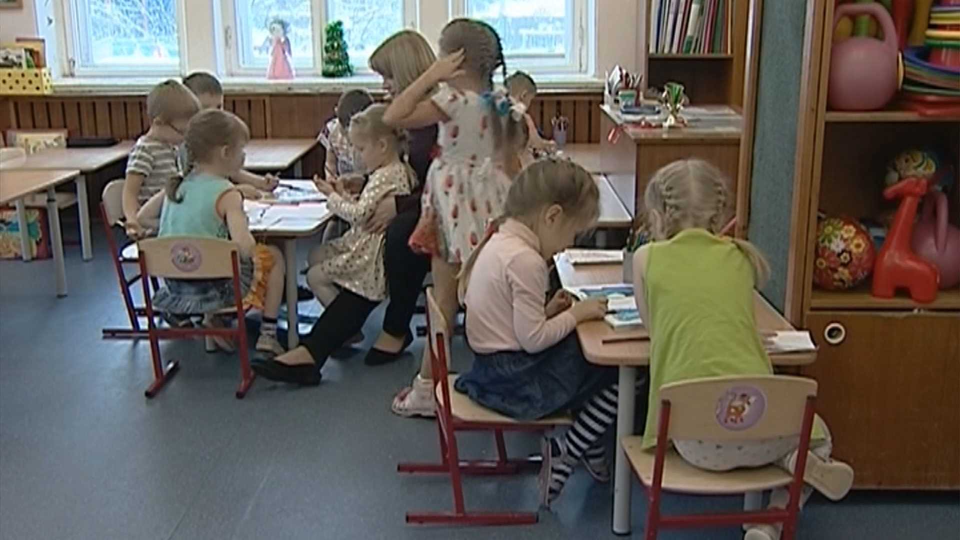 Отопление в школах и детсадах Костромы начнут включать в понедельник