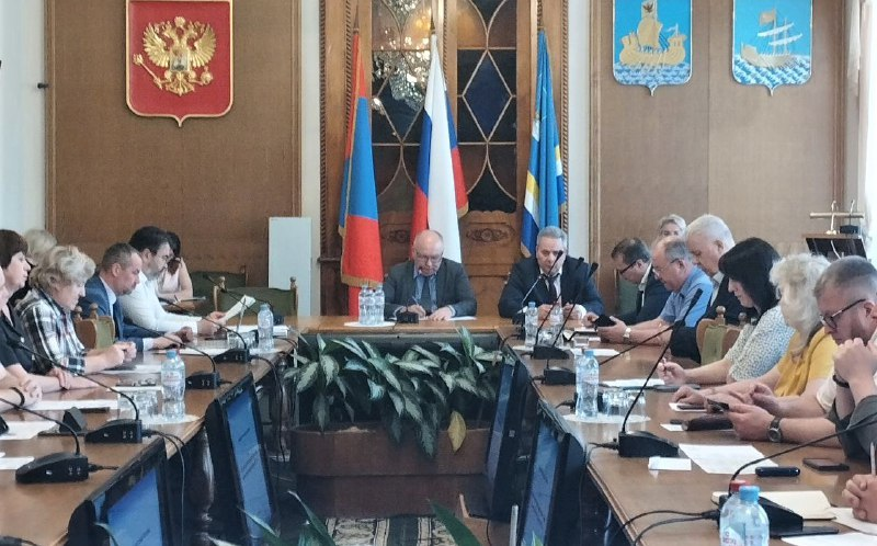 Градоначальник представил депутатам отчет о работе Администрации Костромы за прошлый год