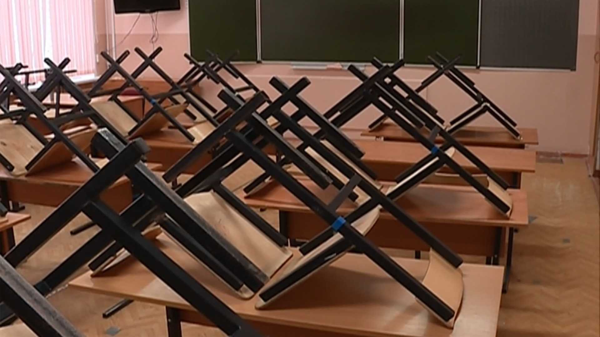 На коронавирусном карантине остаются 24 класса костромских школ