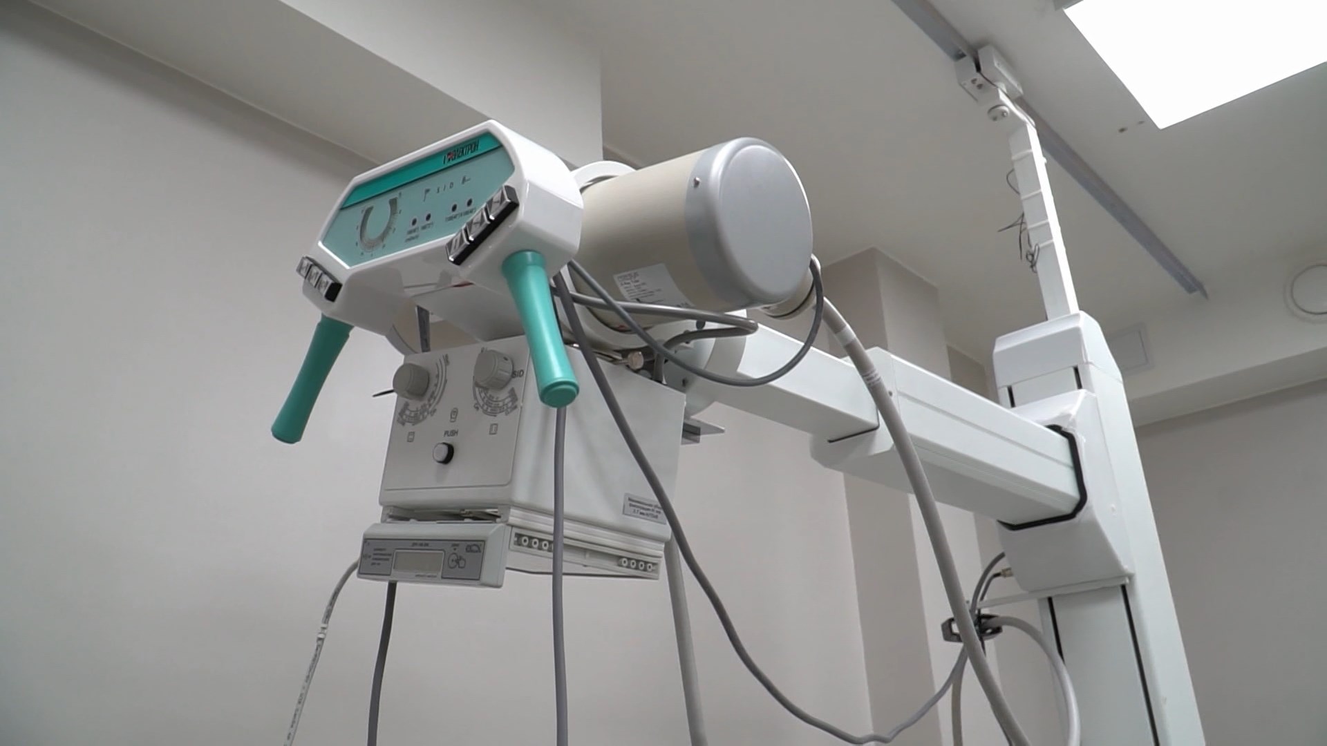 Арсенал Макарьевской районной больницы пополнили сразу несколько современных диагностических аппаратов