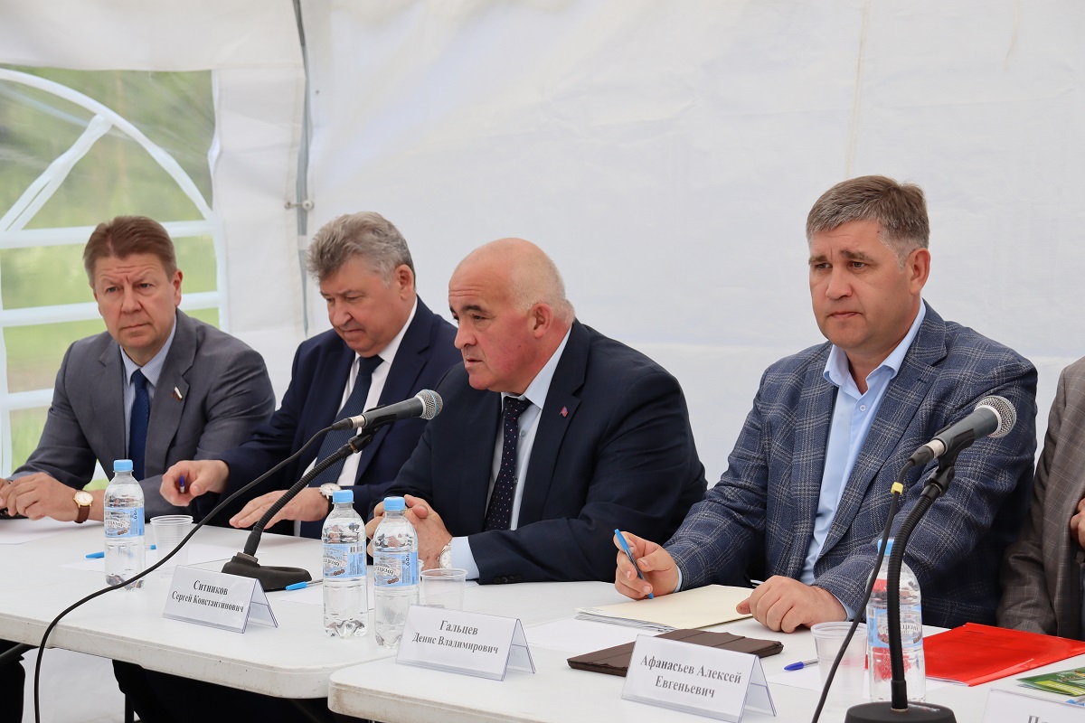 Костромской губернатор и представители сельского хозяйства обсудили новые меры поддержки отрасли