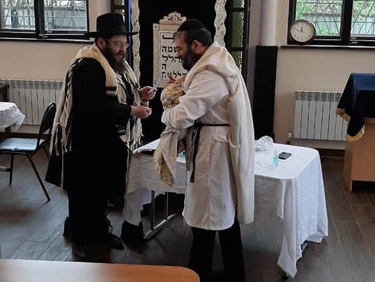 В костромской синагоге впервые за многие годы сделали своевременное обрезание