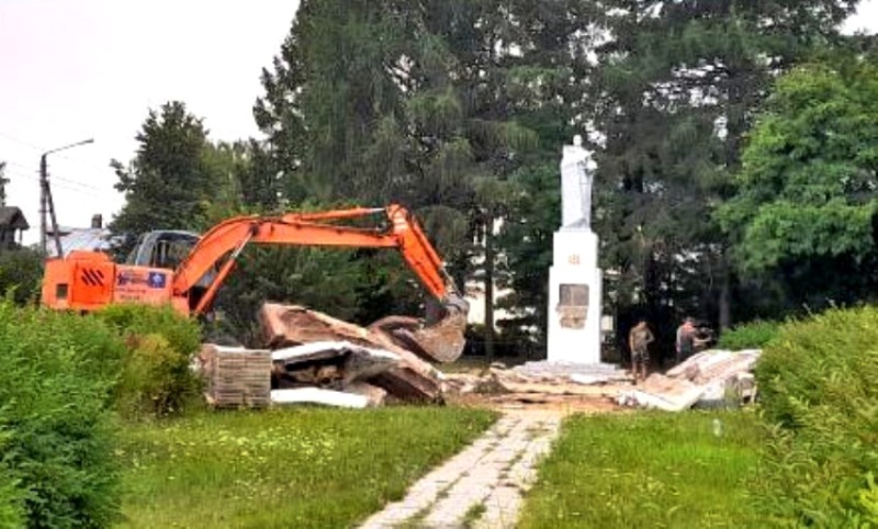 Мемориал воинам Великой Отечественной в Костромской области благоустроят на 1,7 млн рублей