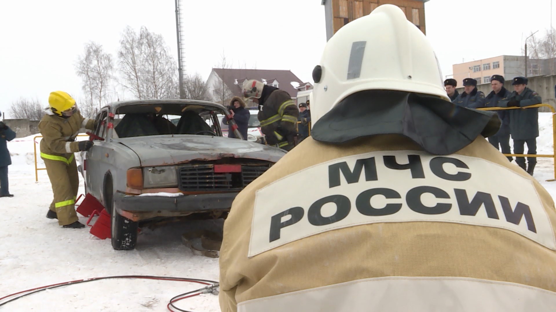 Для спасателей в Костроме устроят пятнадцать учебных ДТП