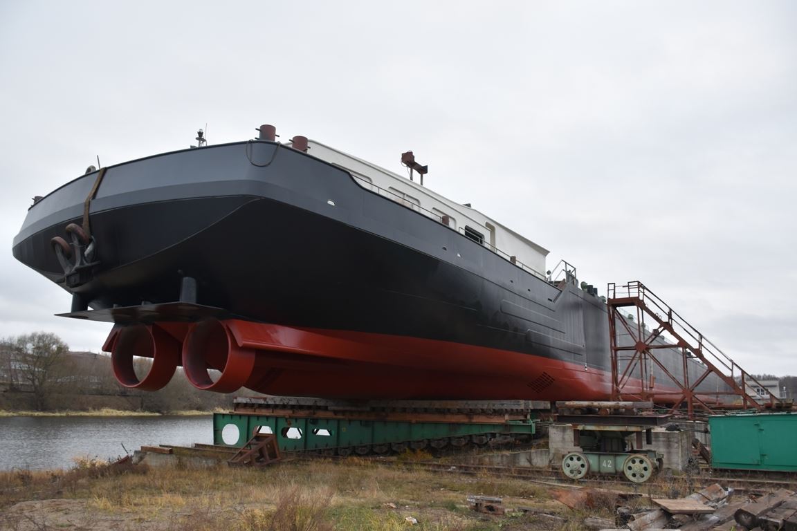 В Костроме построят баржи для одной из крупнейших судоходных компаний России