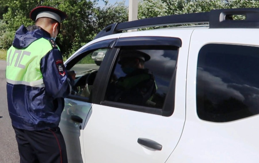 Сотрудники ГИБДД проверят костромских водителей на трезвость
