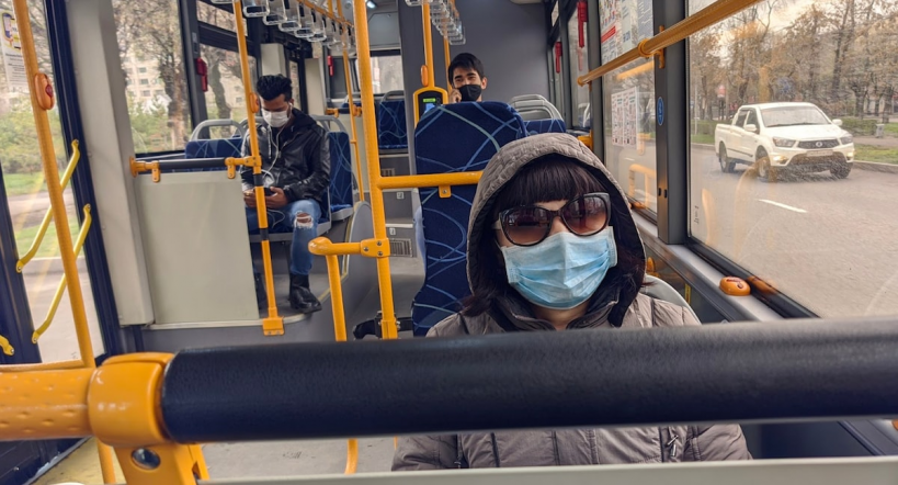 В Костроме будут торговать масками на остановках