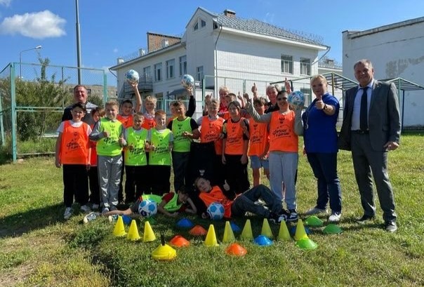 27 учебных заведений Костромской области присоединились к проекту «Футбол в школе»