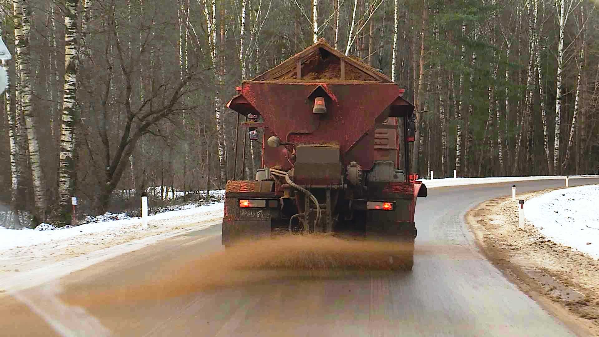 Дорожники Костромской области начали «пропесочивать» зиму