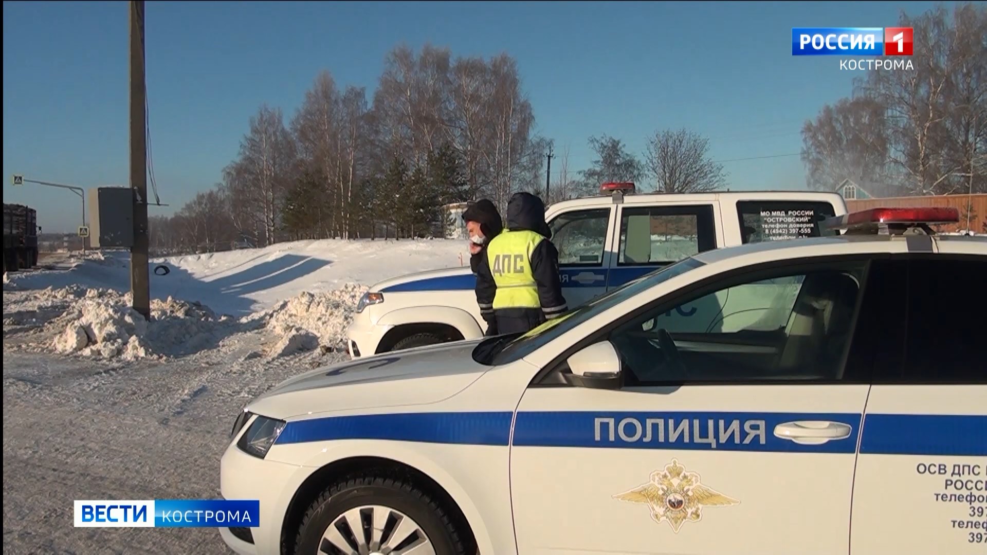Пьяный житель Костромы атаковал гигантский чебурек: видео // Новости НТВ