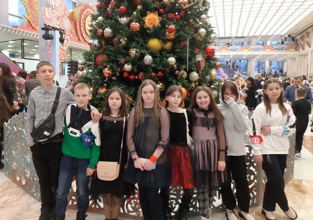 Дети костромских ветеранов СВО и погибших бойцов побывали на Кремлёвской ёлке