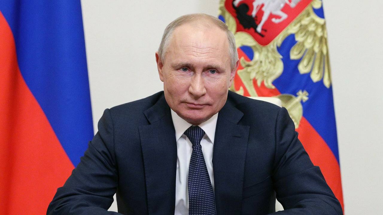 Владимир Путин поздравил костромичей с наступающим Новым годом и Рождеством