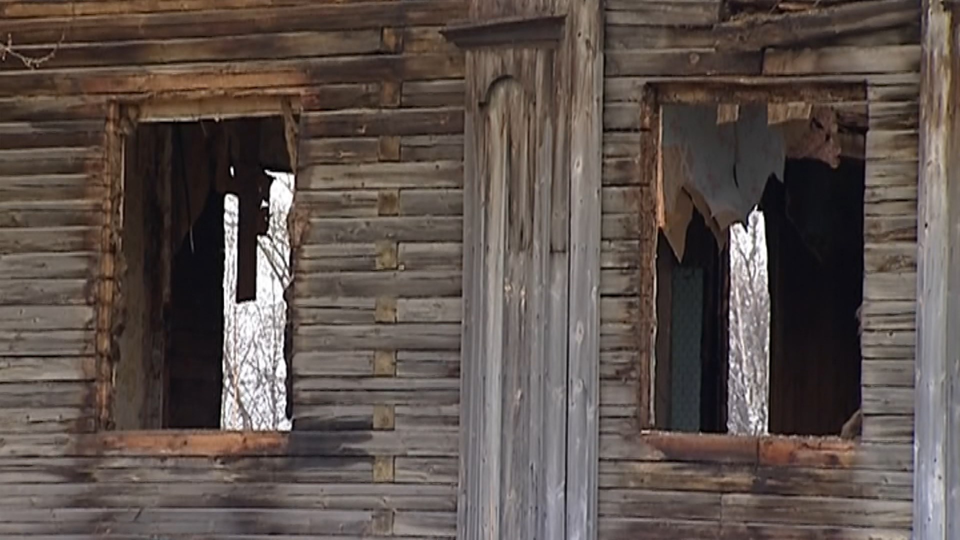 В костромском селе снесли опасное аварийное здание