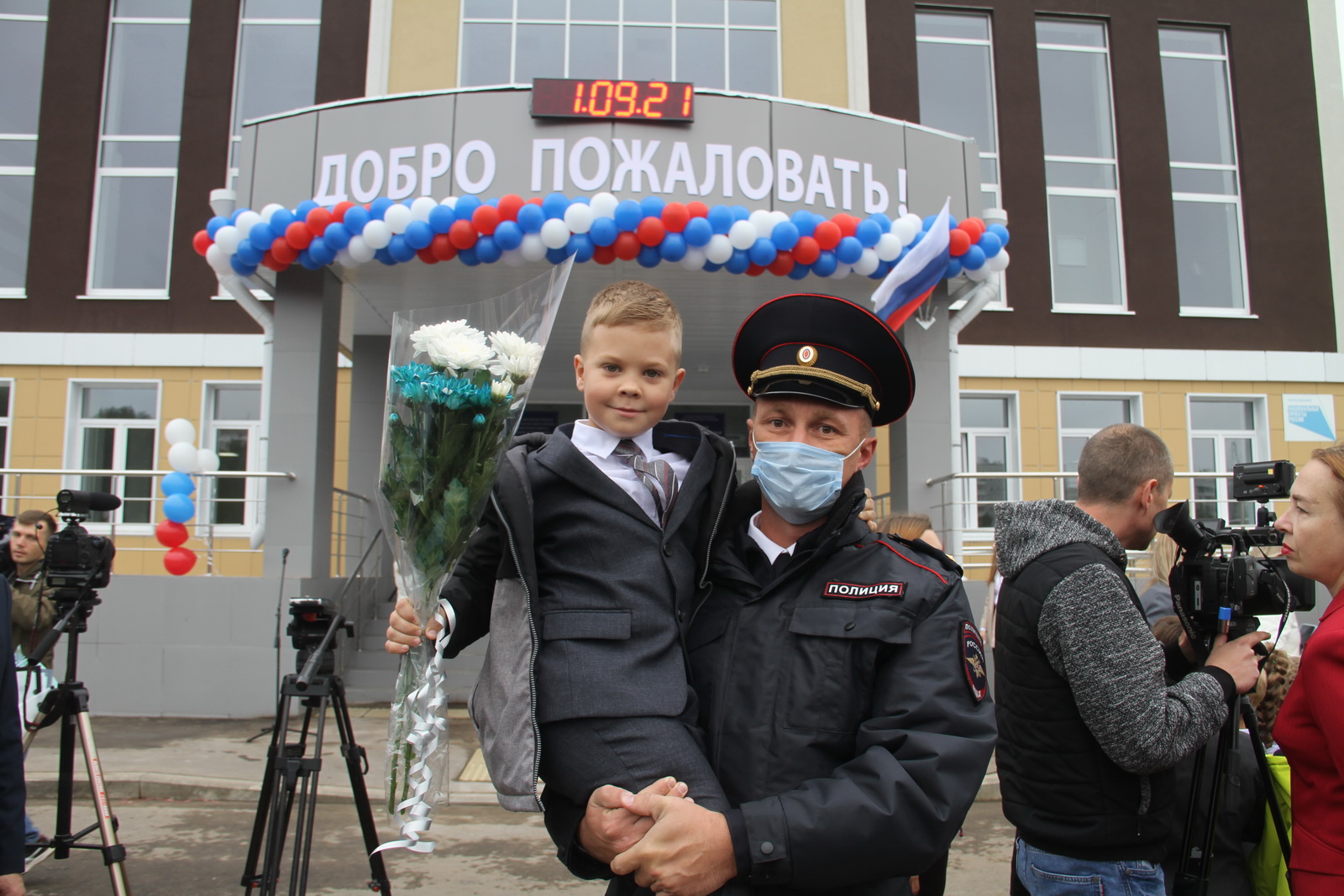 День знаний в Костроме прошёл под надежной охраной