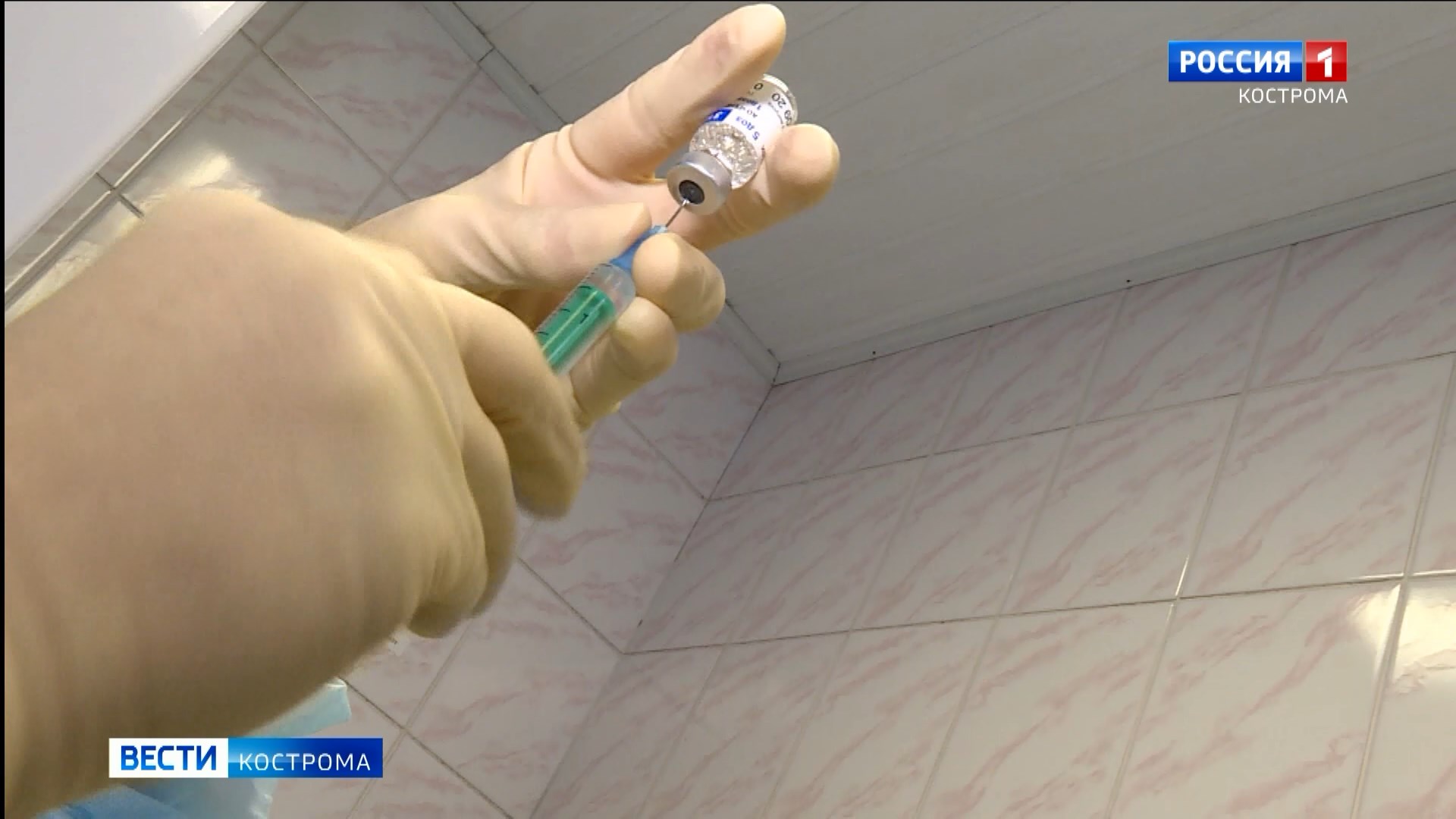Более 13 тысяч доз вакцины от кори запасено в Костромской области