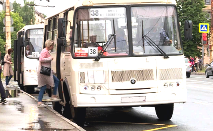Общественный транспорт Костромы начал переходить на летнее расписание