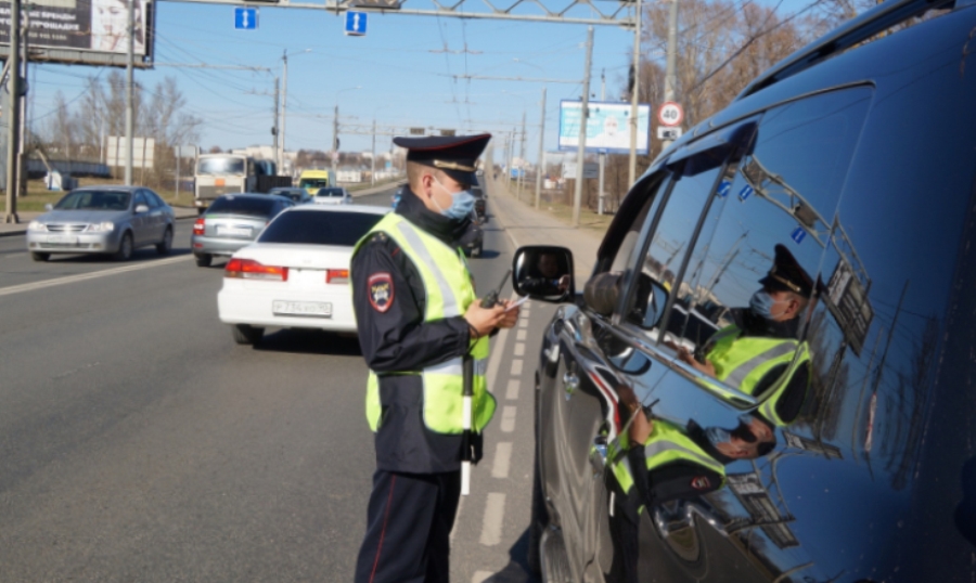 Автоинспекторов огорчила мрачность костромских водителей