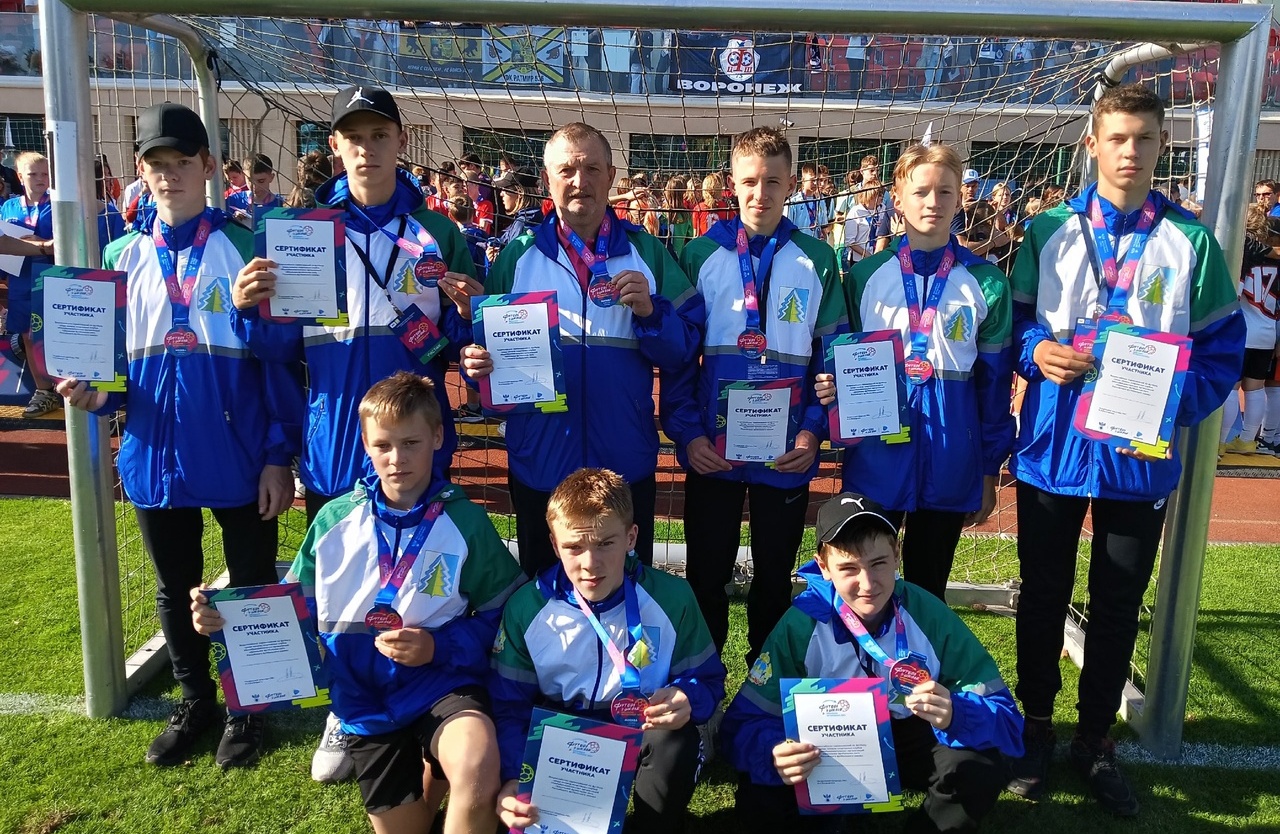 Юные футболисты из костромского райцентра успешно выступили на турнире в Москве