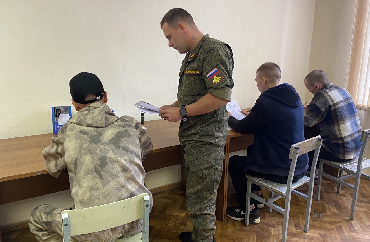 Новая группа костромских добровольцев отправилась на военную службу по контракту