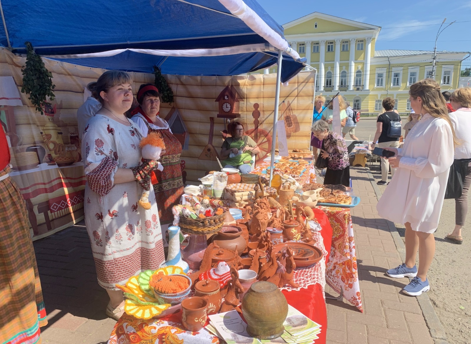 В Костроме стартовал фестиваль-ярмарка с самобытными угощениями | ГТРК « Кострома»