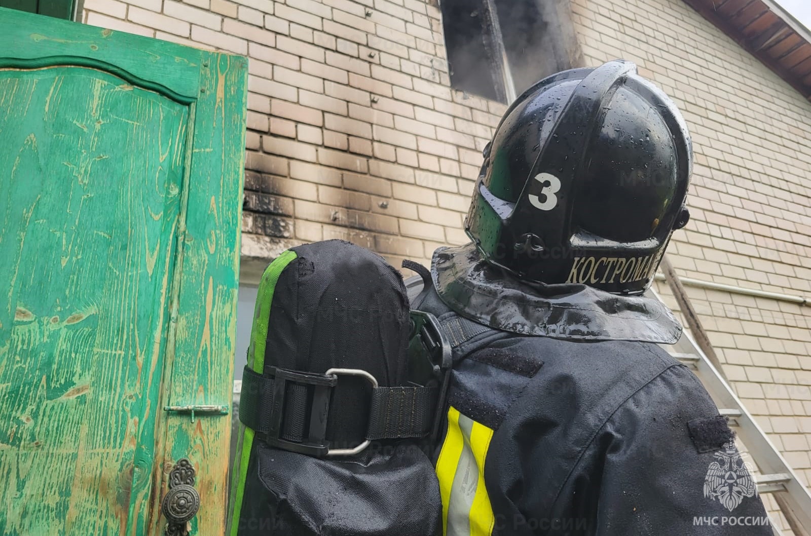 Мужчина сгорел в собственном доме в престижном районе Костромы