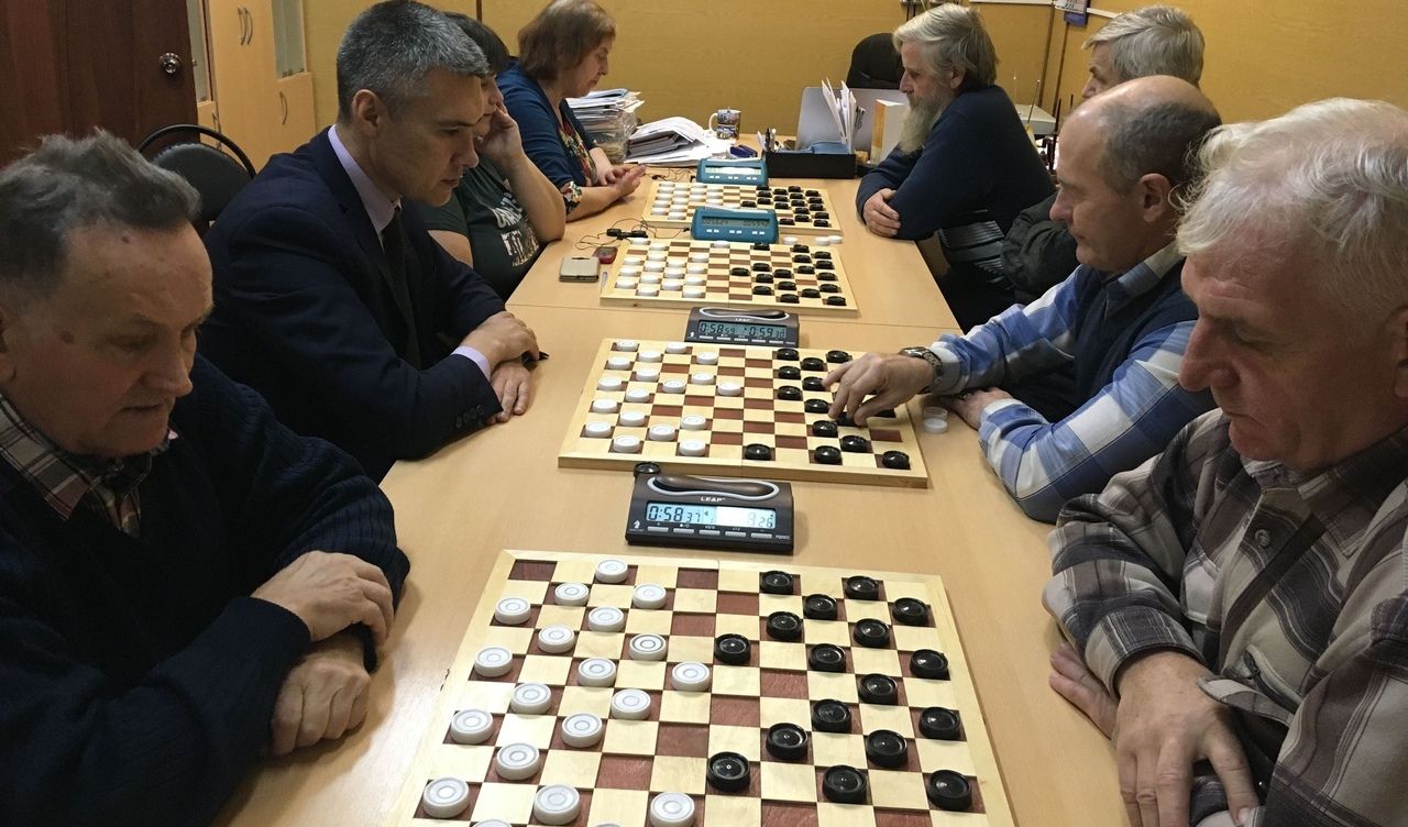 Незрячие костромские шашисты сразятся на Чемпионате города
