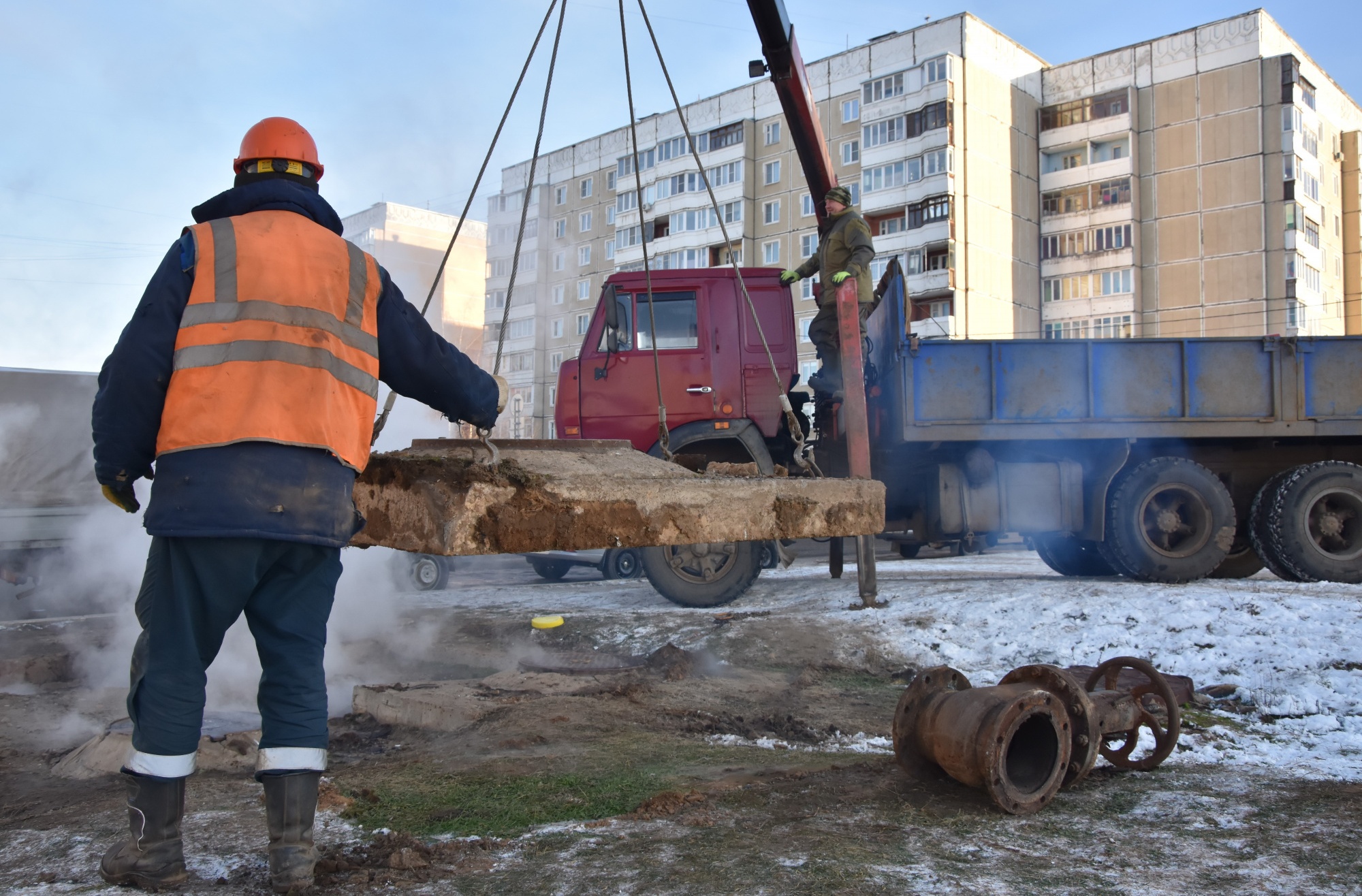 Десятки домов в Костроме на день остались без теплоснабжения