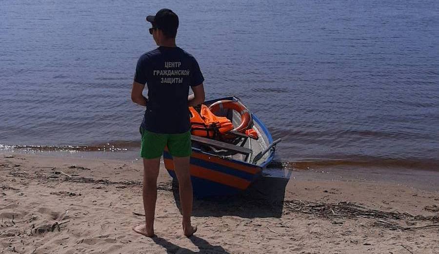 Из-за жары в Костроме продлили время дежурства спасателей на водоемах
