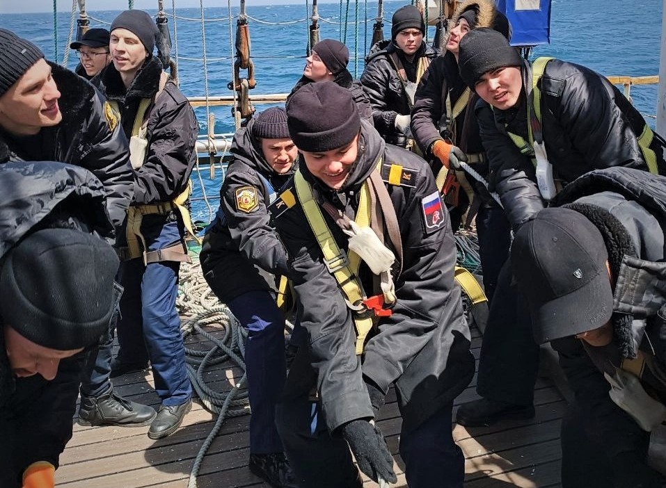 Костромские юнги вернулись из плавания по Японскому морю