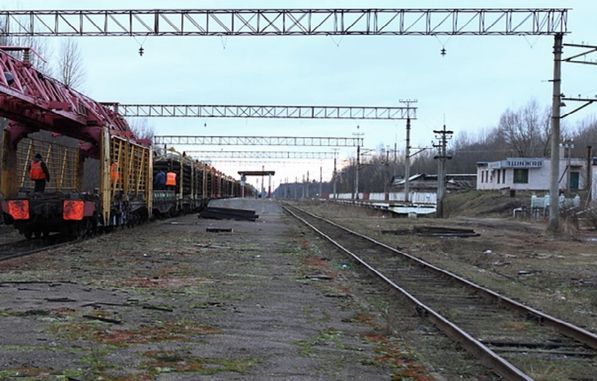 На участке железной дороги под Костромой завершается замена рельсов