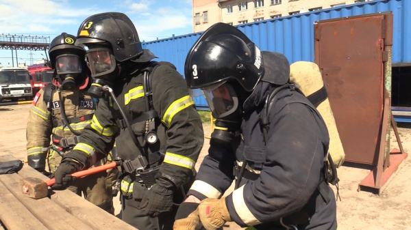 Самых проворных пожарных Костромской области нашли в Мантурове