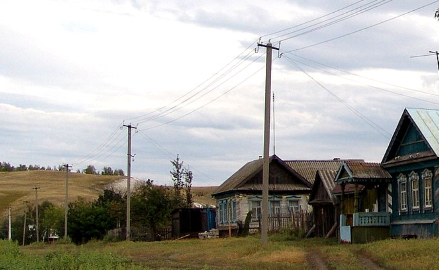 В трёх районах Костромской области продолжают устранять последствия урагана