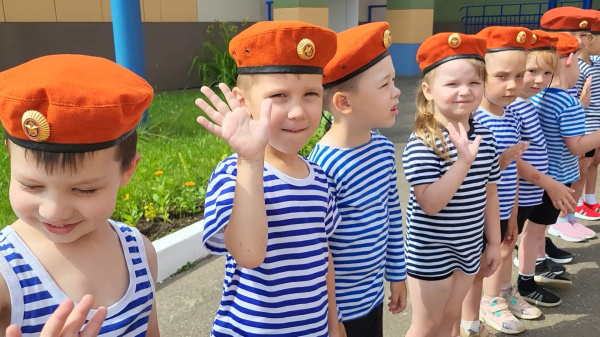 Детсадовцы средней группы в Костроме вступили в ряды юных спасателей