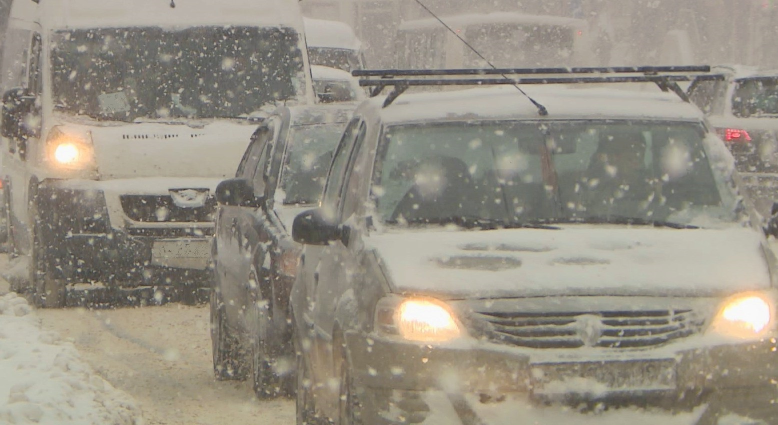 Метеопредупреждение: снег в Костроме возможен до конца дня