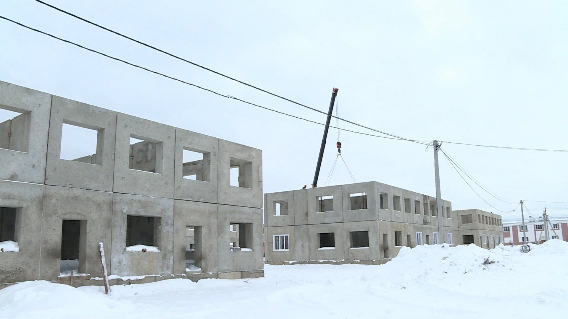 Жителям недостроенных домов поселка Первый в Костроме окажут юридическую помощь