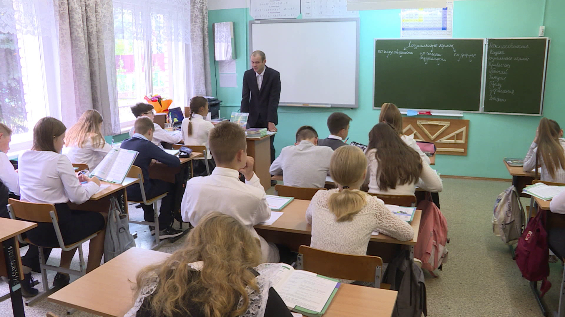 Образовательные учреждения Костромы пополнились 57 молодыми педагогами