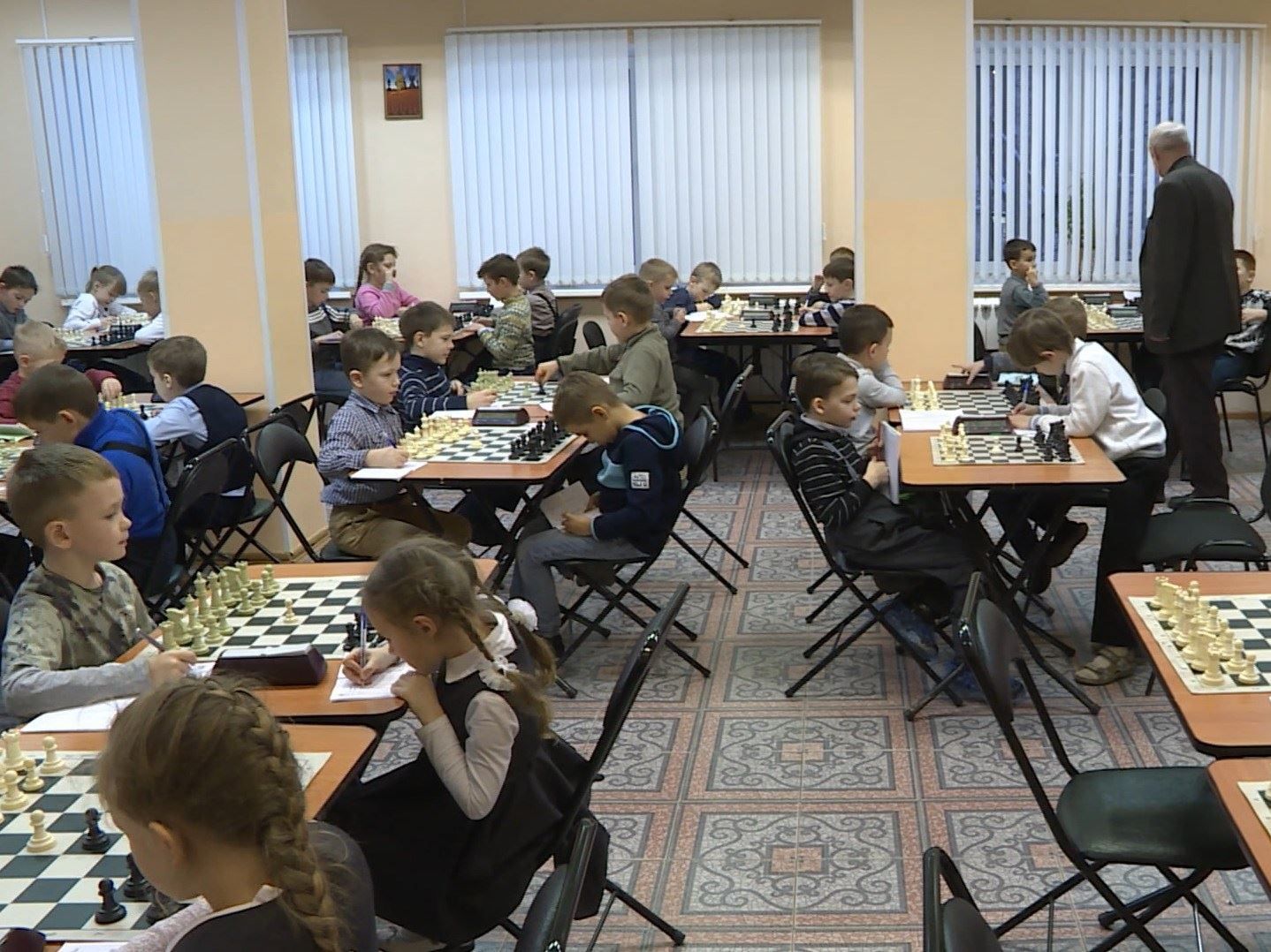 Юные костромские шахматисты сыграли полуфинальные поединки на Первенство города