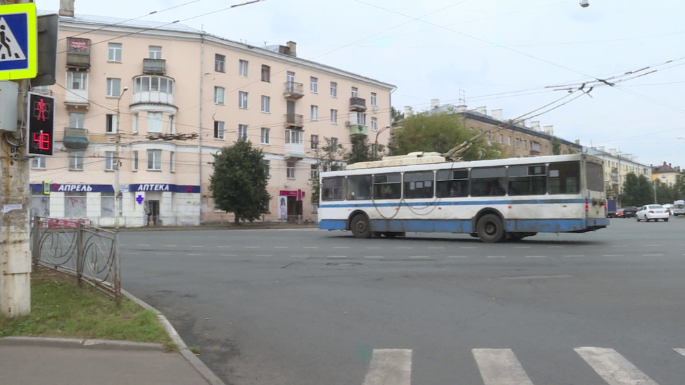 Ул ед. Троллейбус Кострома. Кострома улицы. ГТРК Кострома автобус. Костромской троллейбус закрытие.