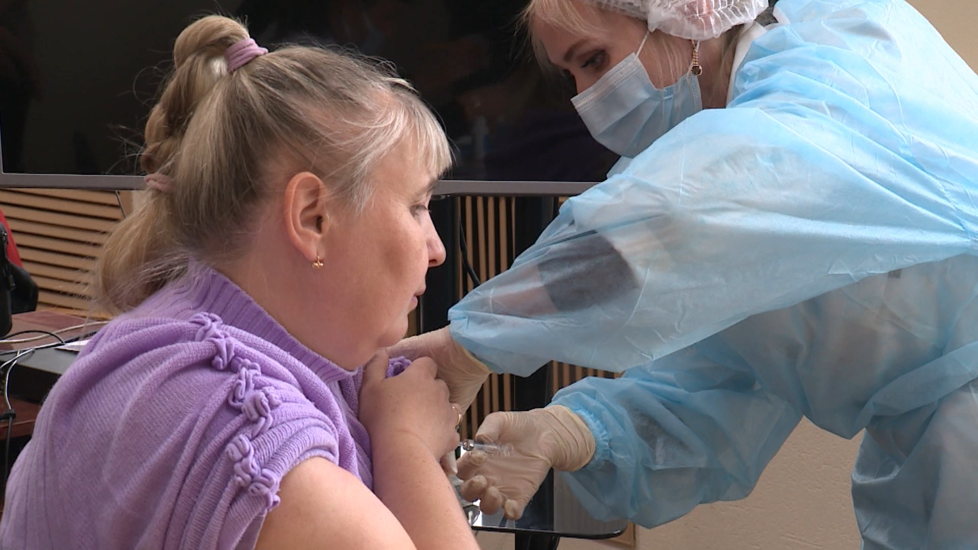 Нужна вакцинация: врачи в Костроме не справляются с вызовами по вирусным инфекциям