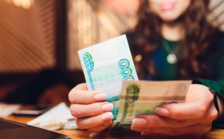 «Двойная бухгалтерия» позволила костромичке увести у ювелиров почти миллион рублей