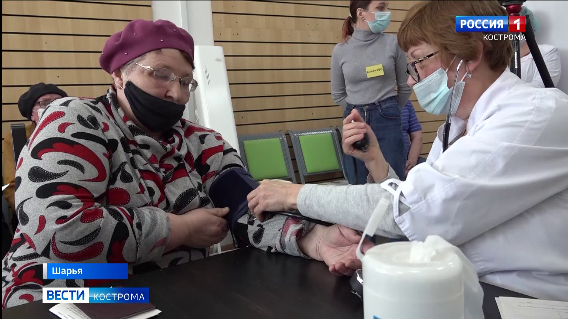 Четыре мобильных прививочных пункта будут работать в праздники в Костроме и Шарье