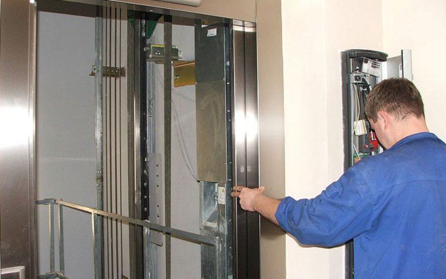Полсотни старых лифтов в костромских многоэтажках заменят на новые