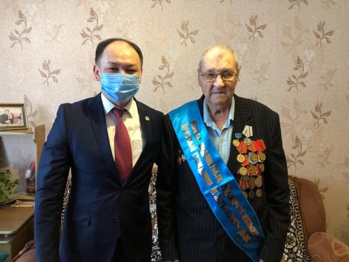 Костромич-ветеран стал почетным гражданином района в Казахстане