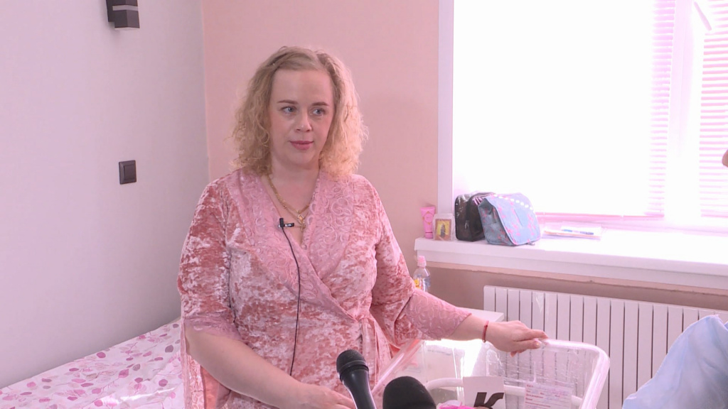 100 новорожденных в Костроме зарегистрировали с помощью электронного сервиса