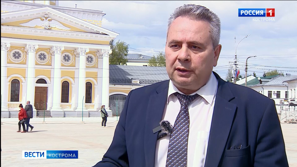 Горожан смутило качество ремонта Сусанинской площади в Костроме