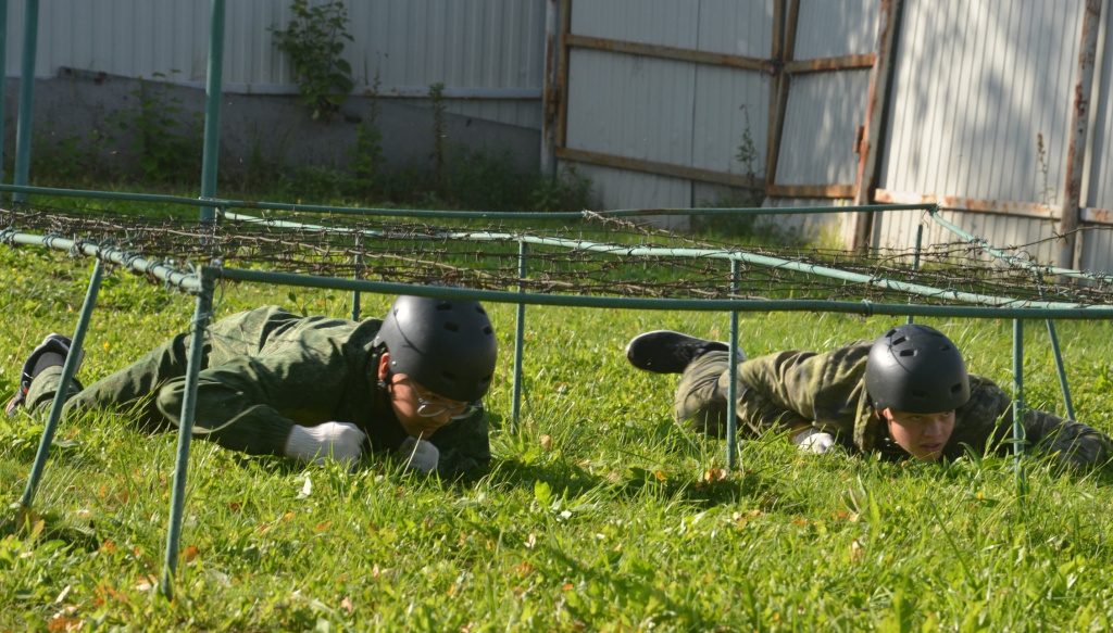 Костромские кадеты испытали на себе работу бойцов спецподразделения